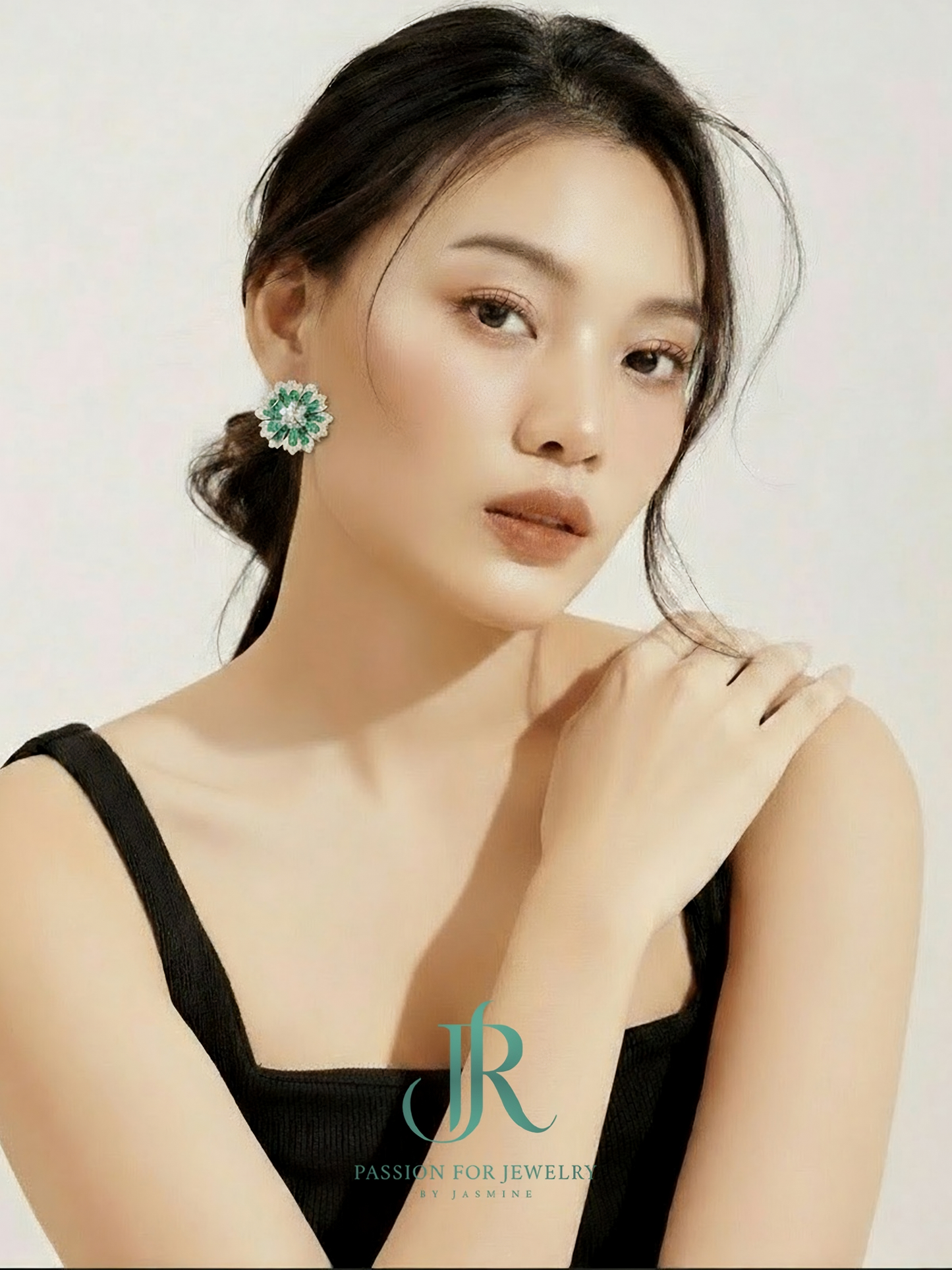 Chantilly Lace Collection: Intense Emerald Bloom Stud Earrings