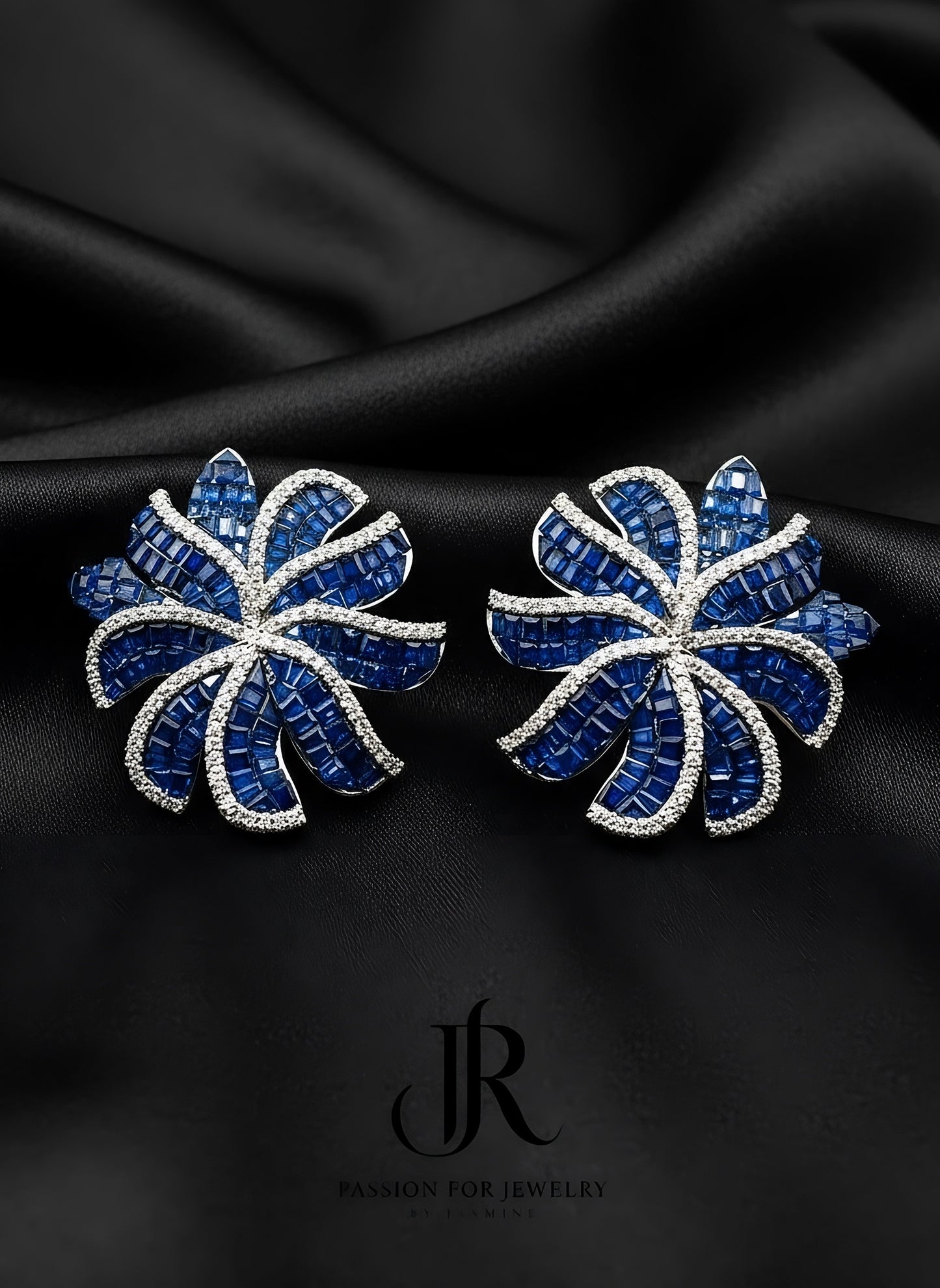 Blue Earrings (Invisible Collection)